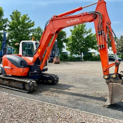 Equipement compact Kubota KX080-3 – 2012