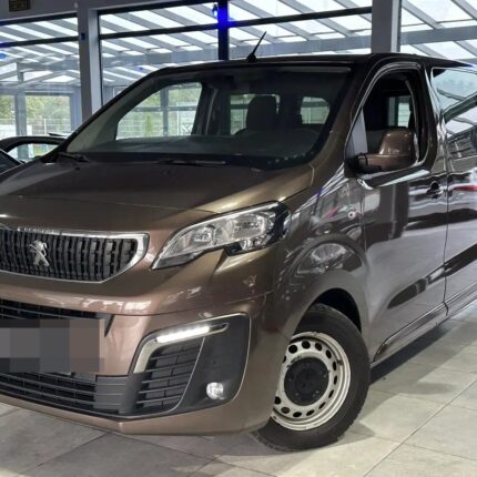 Peugeot Expert Break L2 automatique 5 places Toch Navi AHK PDC